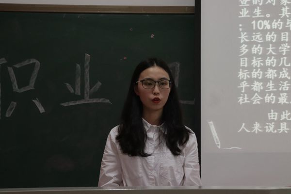 0f4d69cb9f0a4e4fb6d30b390fcb6ad0.jpg