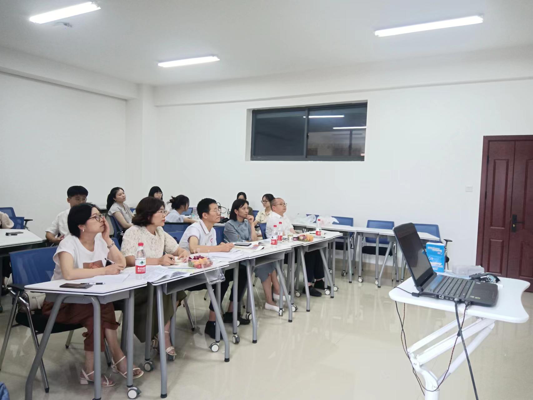 c493c8bb37214290a1daad381ee5de12.jpg 选拔赛照片2.jpg