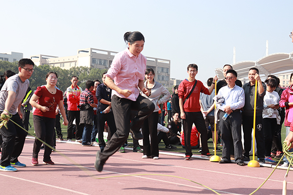 65d90a9eb2ef4b7a8bcbb1ed445bf32b.jpg