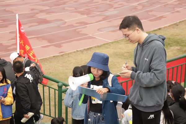 85ddfb63d201487ab71aaaea78e693fd.jpg
